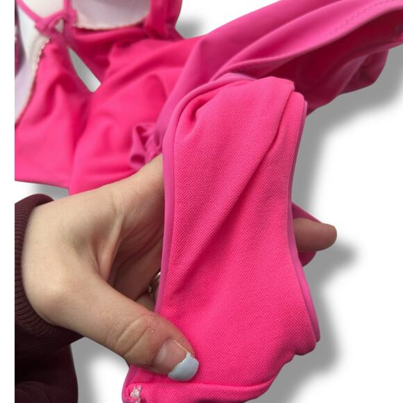 NEW Bar III Hot Pink One Piece Monokini Swimsuit Size Large Cut Out Beach Swim - Picture 7 of 9